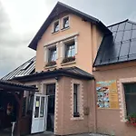 بيت ضيافة A Restaurace *