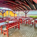 A Restaurace بيت ضيافة Polnička