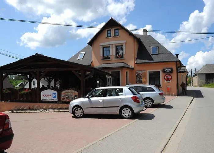 A Restaurace